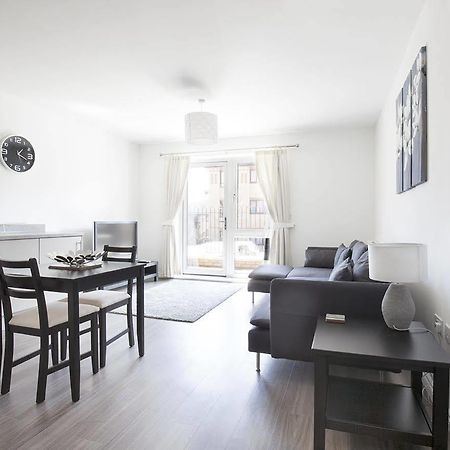 Campbell Park - City Stay Apartments Милтон-Кейнс Экстерьер фото